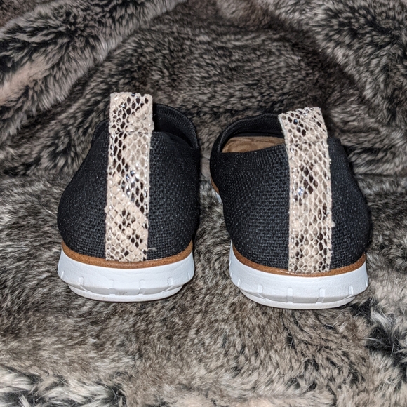 White Mountain Belief Knit Slip-On Flats - Picture 10 of 13